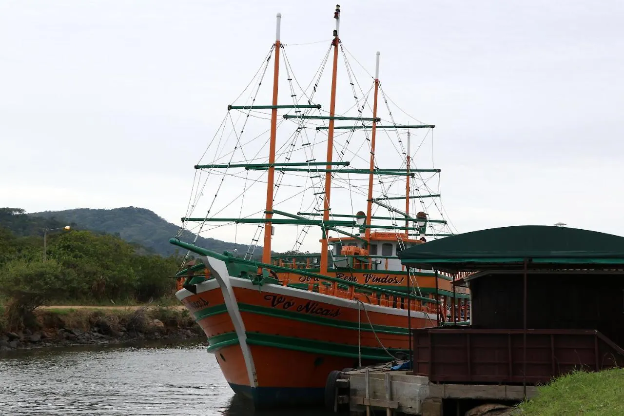 Curta Praia De Armacao - Casa Girassol Penha  Brazílie
