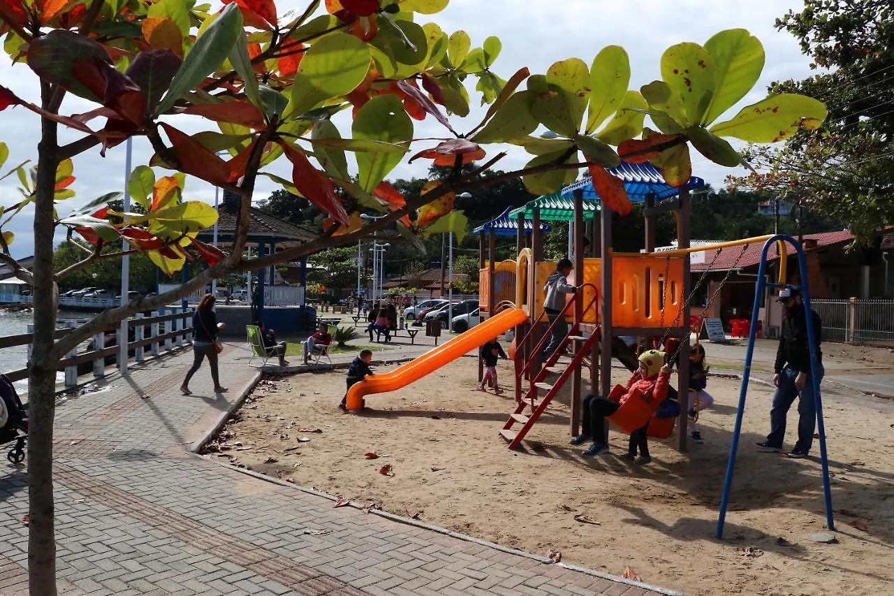 Casa de Férias Curta Praia de Armação - Casa Girassol Penha